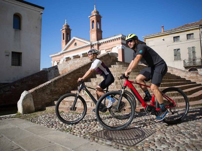 9000 km tras rowerowych: Emilia-Romania na dwóch kółkach